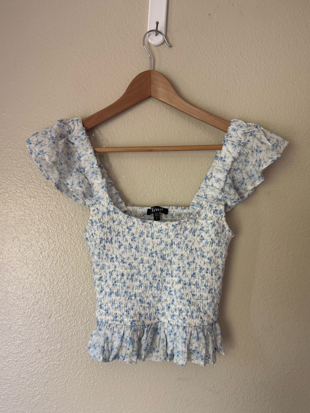 ❇️Trixxi White and Light Blue Floral Smocked Ruffle Crop Top 2 for $22❇️